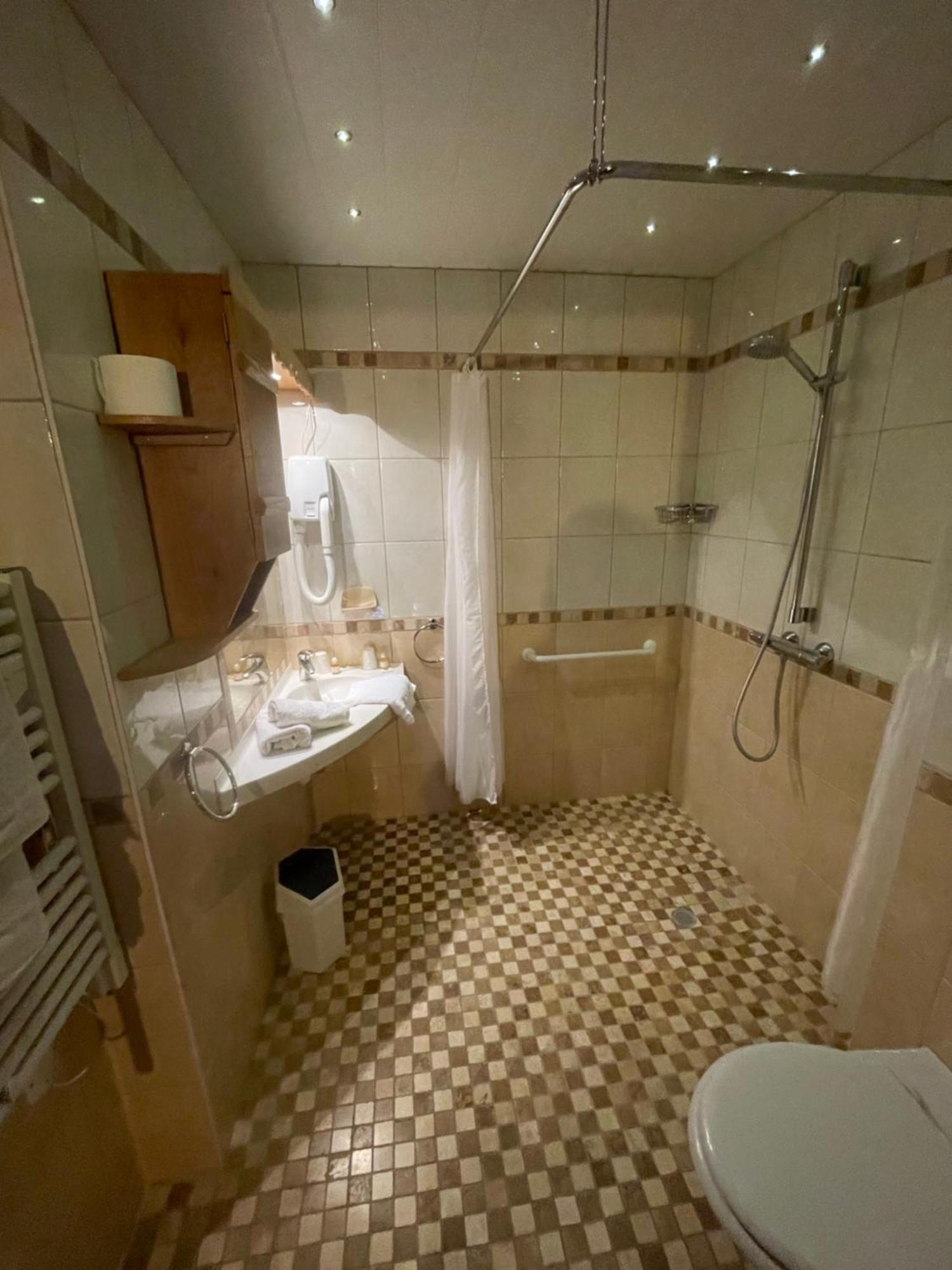 Hotel Le Ferraillon Abondance Kültér fotó